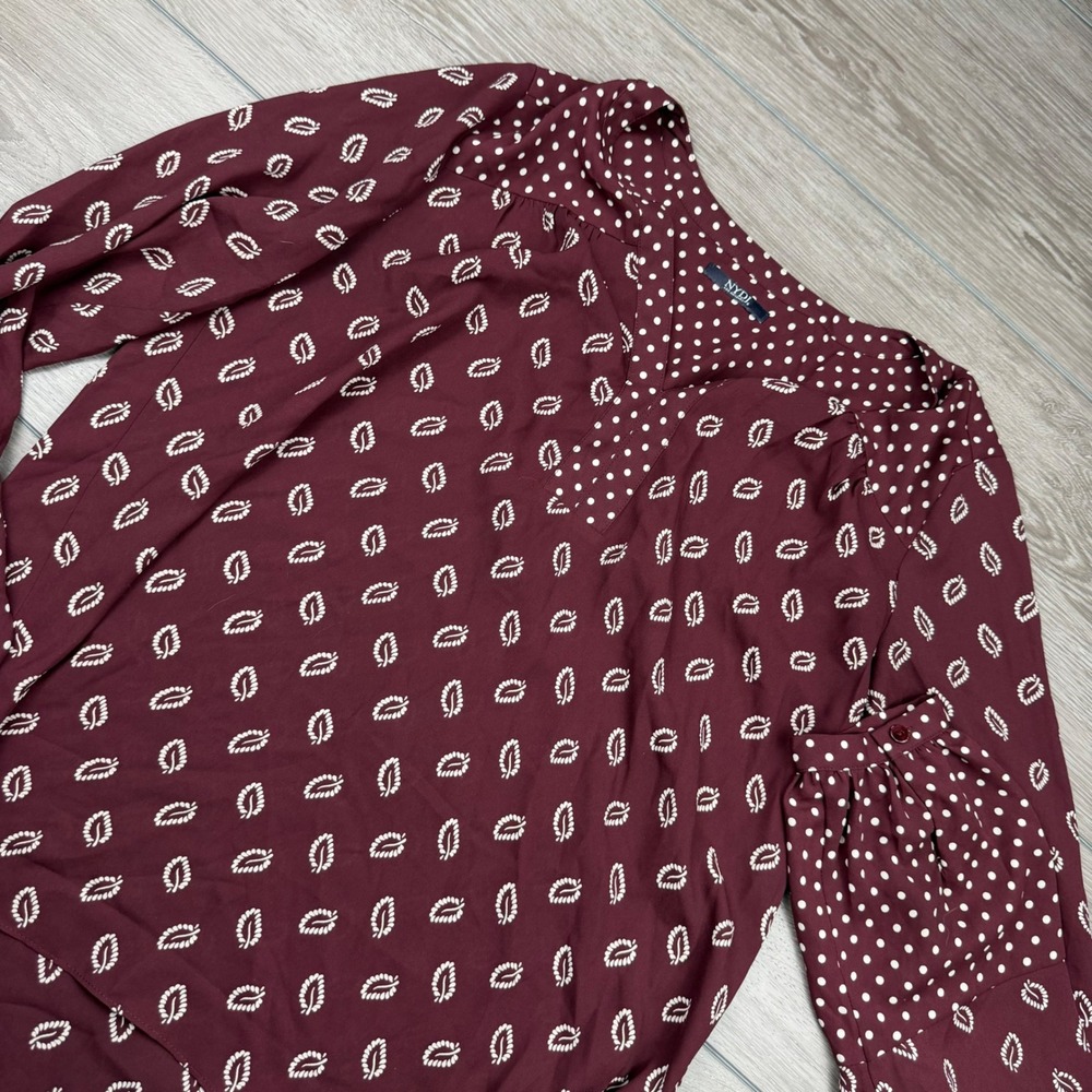 NYDJ Womens Blouse Polka Dot Leaf Print V-Neck Hi-Low Hem Burgundy XS